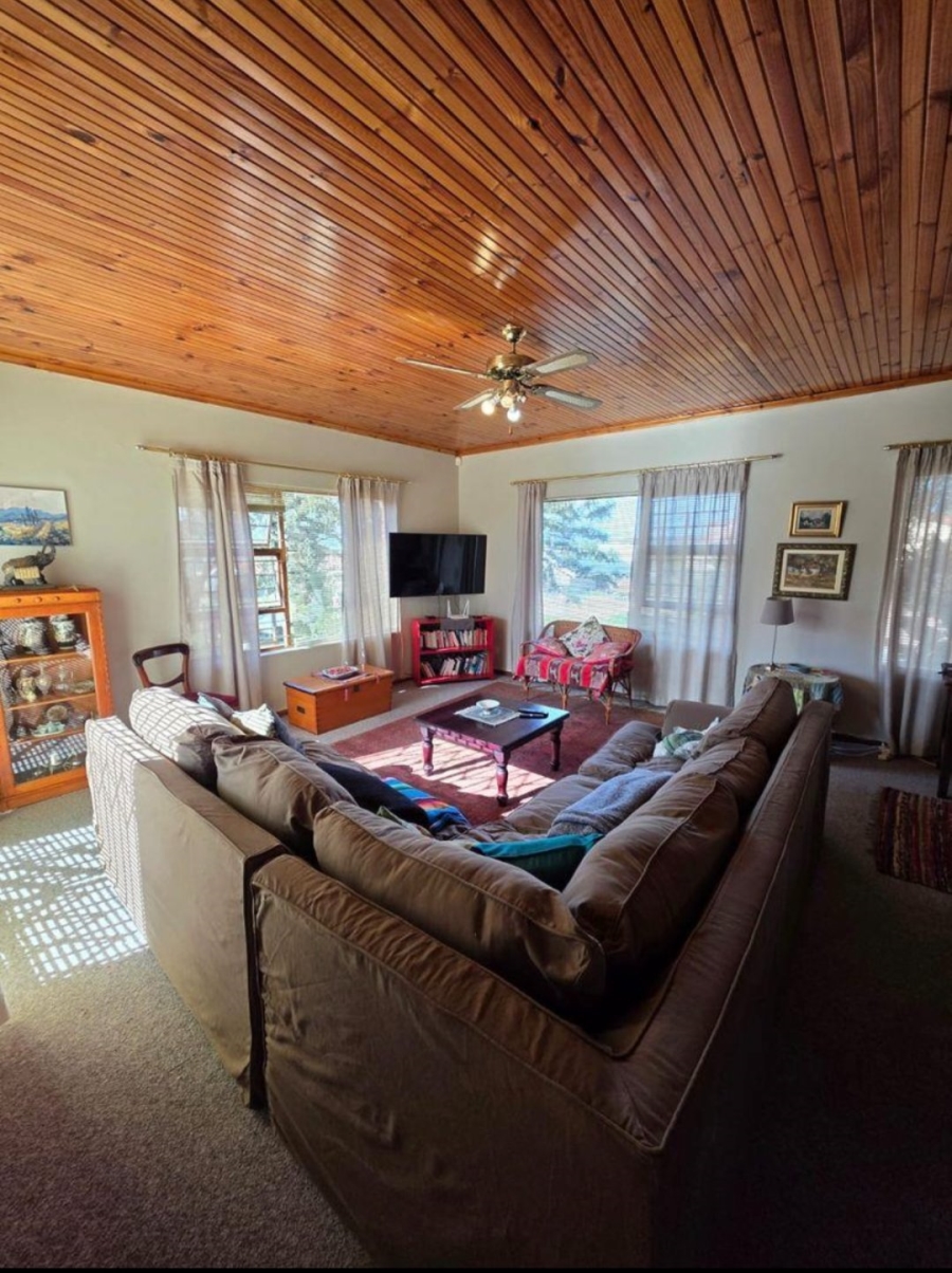3 Bedroom Property for Sale in Wavecrest Eastern Cape